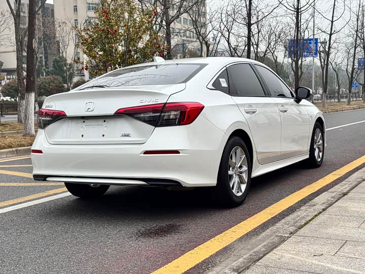 Фото 4 - Honda Civic