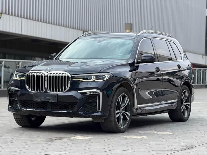 Photo 1 - BMW X7