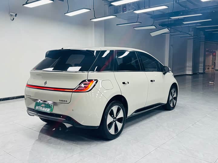 Фото 5 - Baojun Yunduo