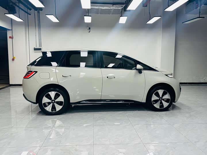 Фото 6 - Baojun Yunduo