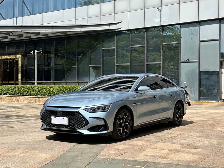 Фото 1 - BYD Han