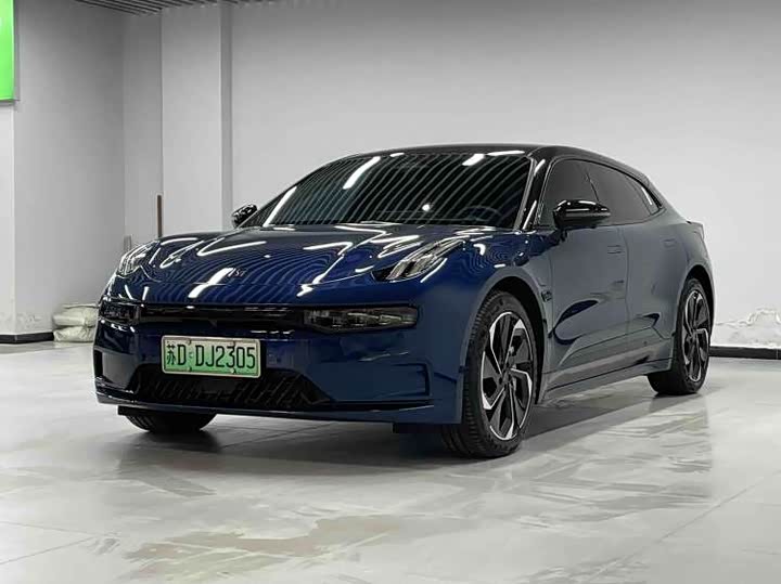 Фото 1 - Zeekr 001