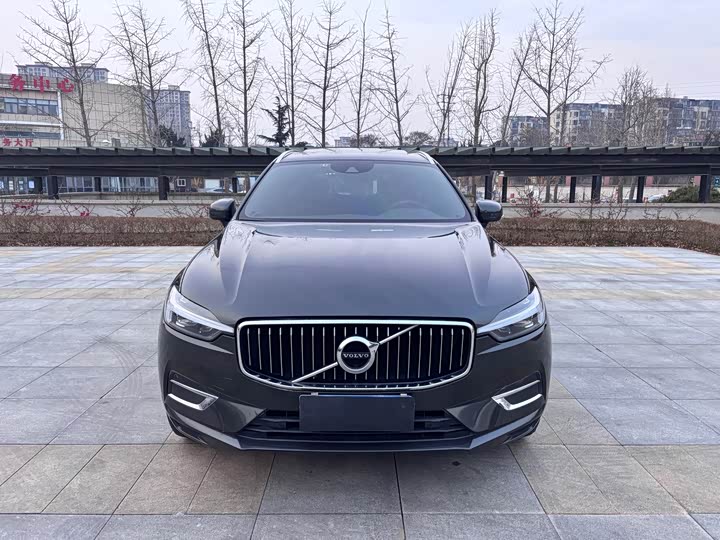 Фото 1 - Volvo XC60