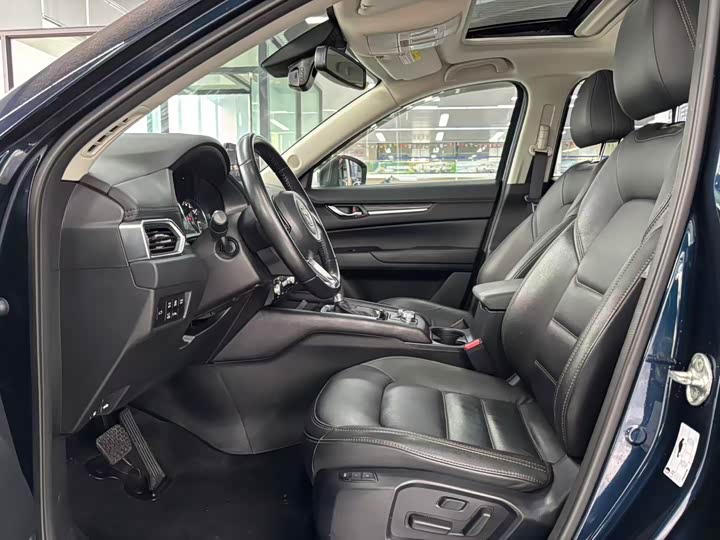 Photo 5 - Mazda CX-5