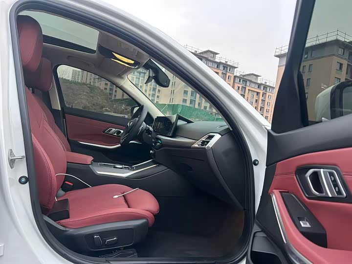 Фото 8 - BMW 3 Series