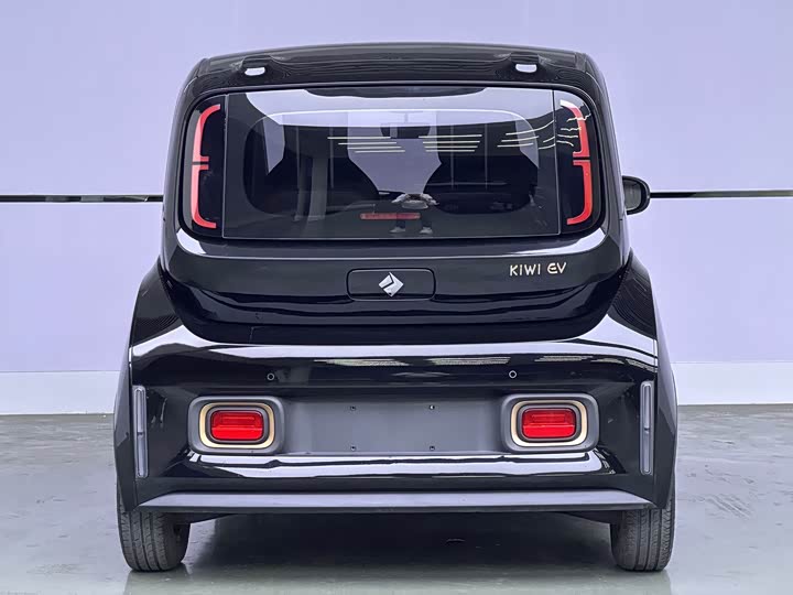 Photo 5 - Baojun KiWi EV