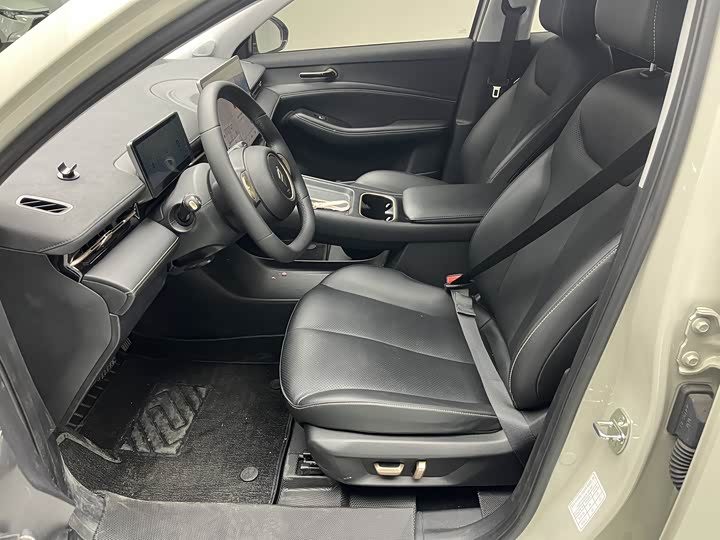 Photo 7 - Baojun Yunhai