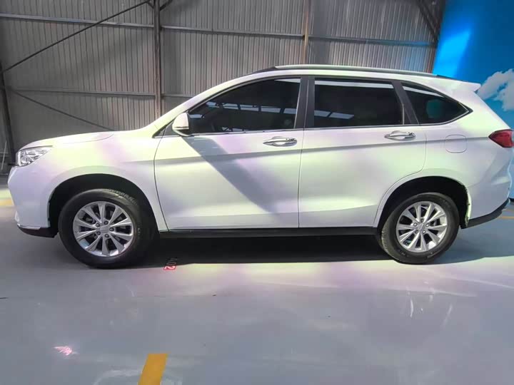 Фото 9 - Haval M6