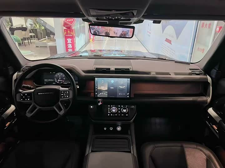 Фото 6 - Land Rover Defender