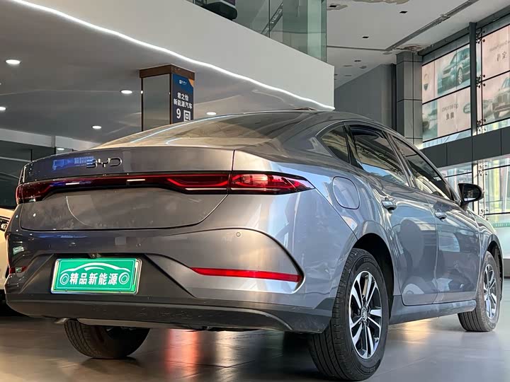 Photo 6 - BYD Qin Plus