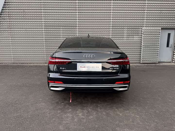 Фото 6 - Audi A6L