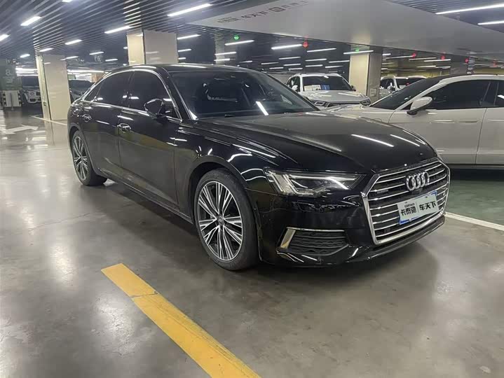 Фото 2 - Audi A6L
