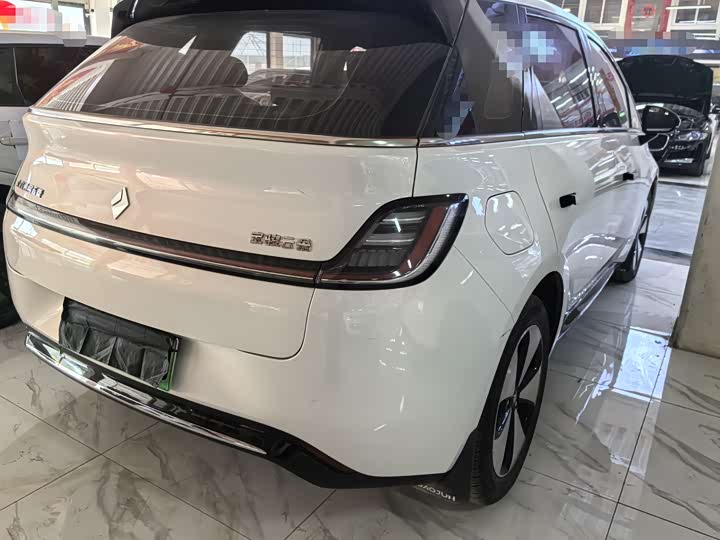 Фото 5 - Baojun Yunduo