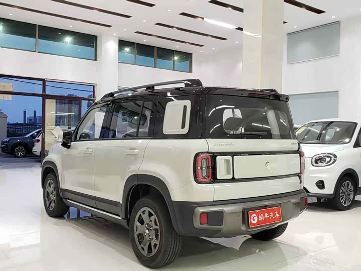 Фото 3 - Baojun Yep Plus