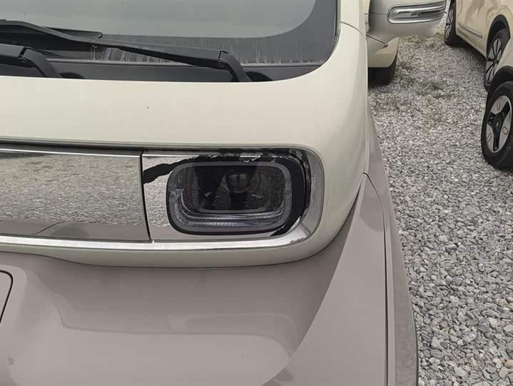 Photo 5 - Baojun KiWi EV