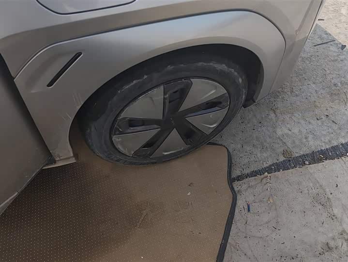 Фото 6 - GAC Aion Y