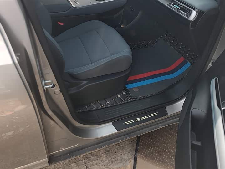 Фото 8 - GAC Aion Y