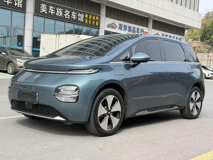 Фото 3 - Baojun Yunduo