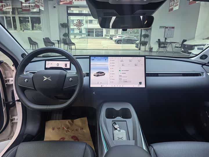 Фото 6 - XPeng Mona M03