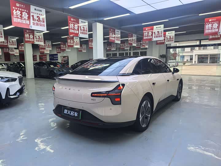 Фото 8 - XPeng Mona M03