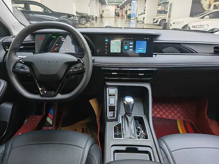 Фото 5 - Roewe i5