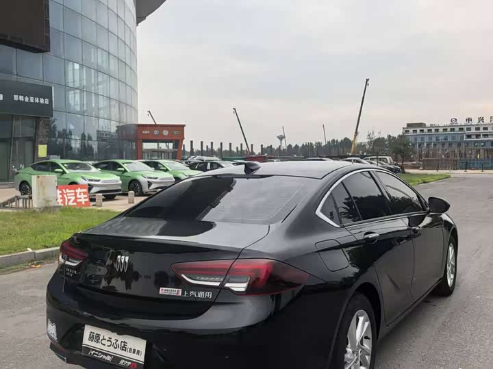 Фото 9 - Buick Regal