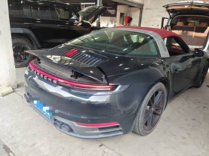 Фото 3 - Porsche 911