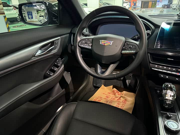 Фото 6 - Cadillac CT5