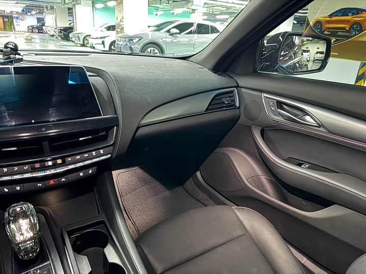 Фото 7 - Cadillac CT5