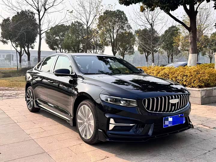 Фото 3 - Geely Preface