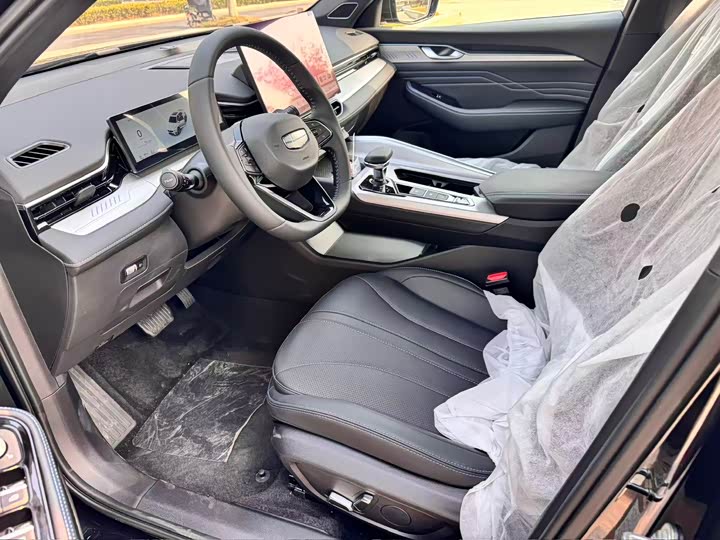 Фото 9 - Geely Preface