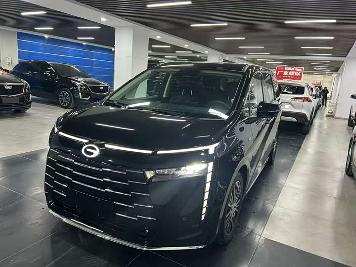 Photo 1 - GAC Trumpchi E8