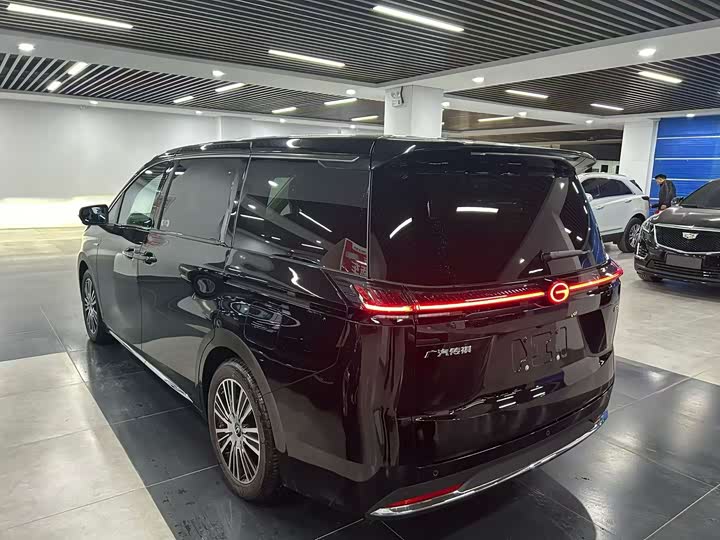 Photo 9 - GAC Trumpchi E8