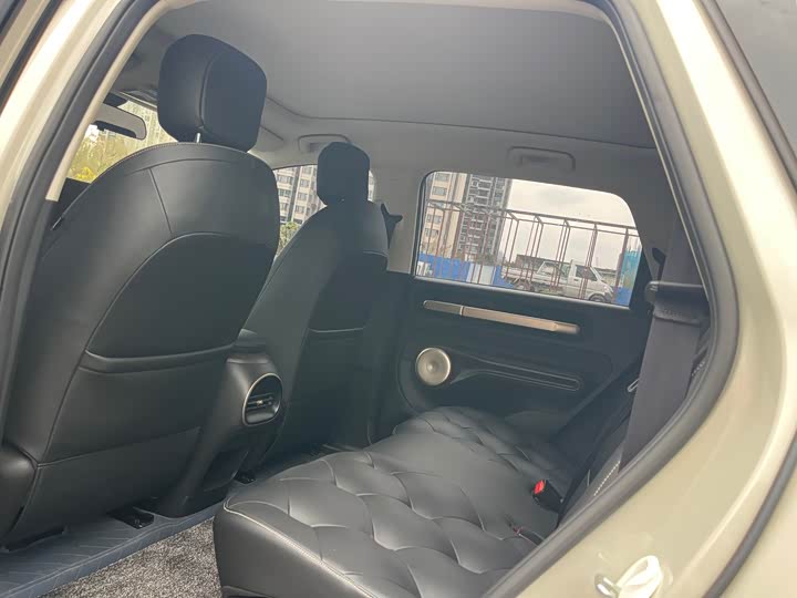 Фото 7 - Baojun Yunduo