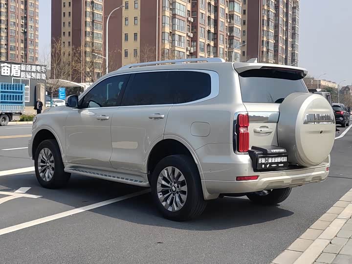 Фото 3 - Tank 500 Hybrid