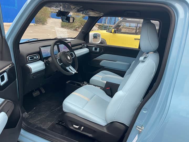 Фото 8 - Baojun Yep