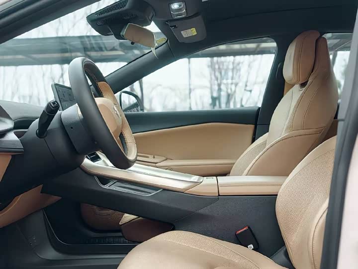 Photo 8 - BAIC Arcfox Alpha S5