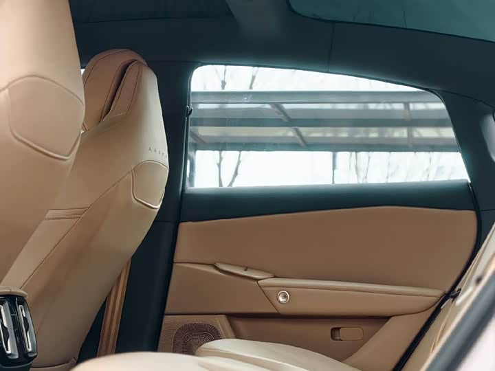 Photo 9 - BAIC Arcfox Alpha S5