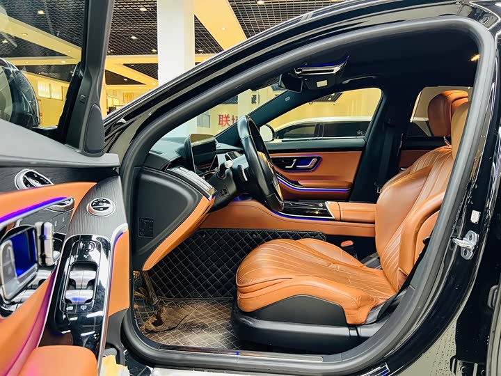 Фото 4 - Mercedes-Benz S-Class