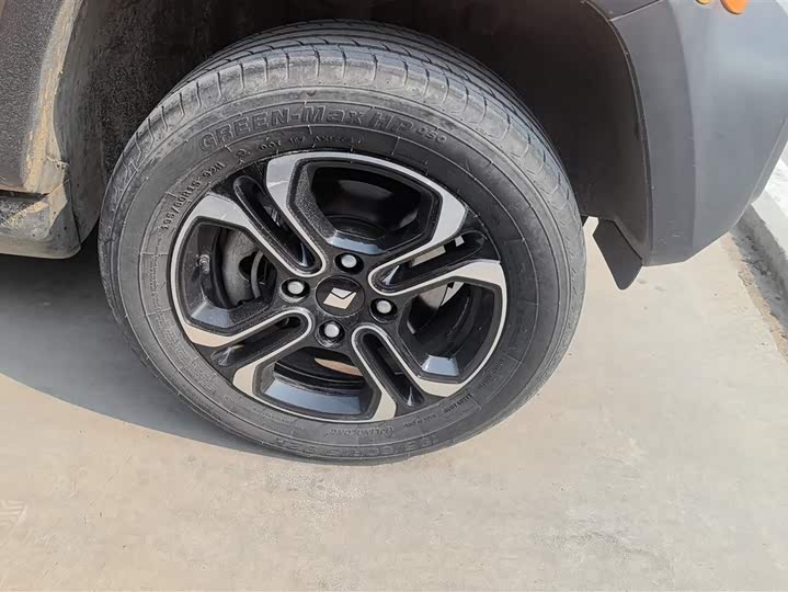 Фото 6 - Baojun Yep