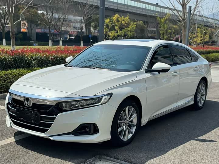 Photo 1 - Honda Accord