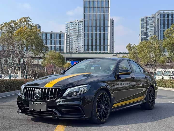 Фото 1 - Mercedes-Benz C-Class AMG