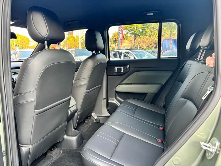 Photo 8 - Baojun Yep Plus