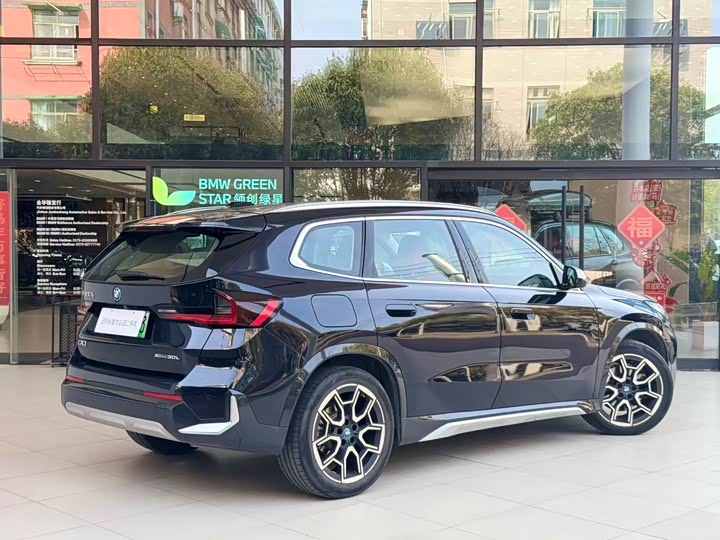 Фото 5 - BMW iX1