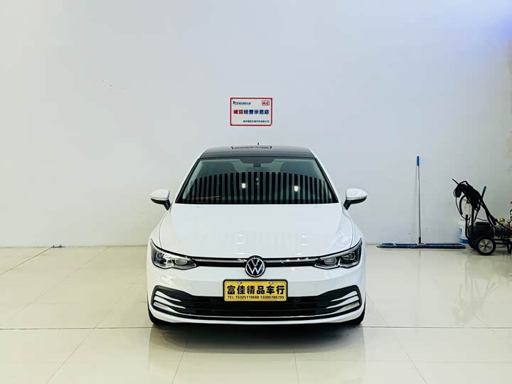 Фото 2 - Volkswagen Golf