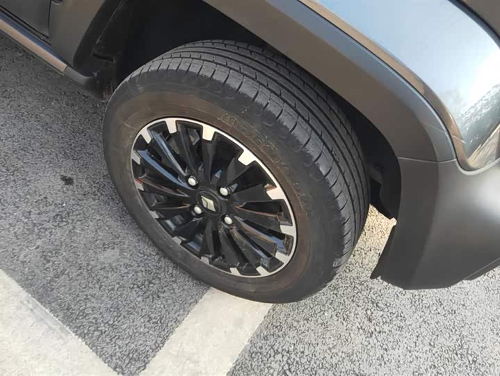 Photo 6 - Baojun Yep