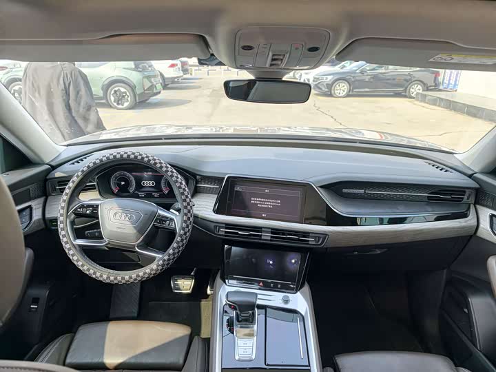 Фото 5 - Audi Q6