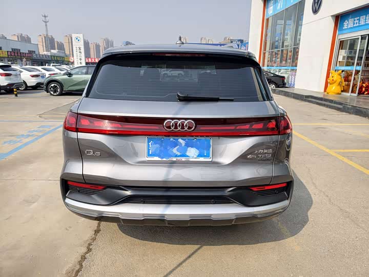 Фото 9 - Audi Q6