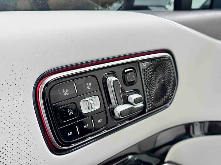 Фото 7 - Zeekr 9X