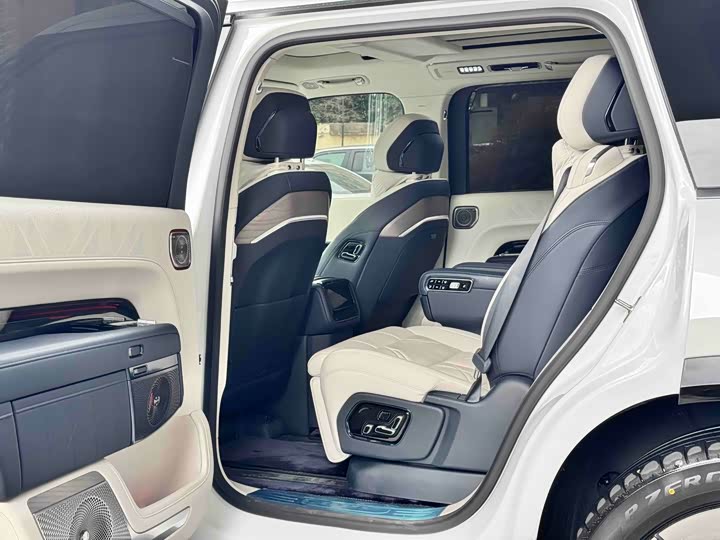 Фото 9 - Zeekr 9X